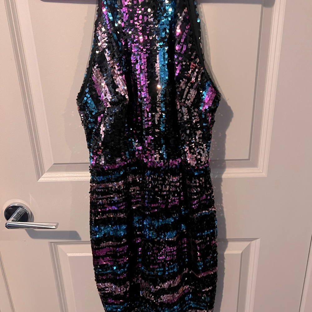 Gorgeous sequin party dress